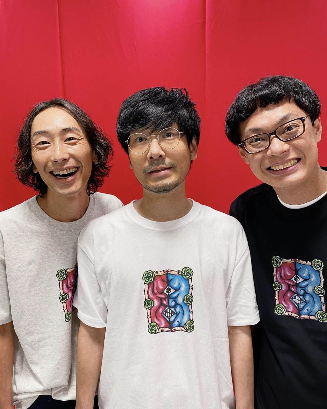 お笑いの日さんのインスタグラム写真 お笑いの日instagram キングオブコント ファイナリストからのスマイル写真をお届け 過去3回決勝経験のあるｇａｇ みんなでファイナリストを応援しましょう 3人が着用しているtシャツは現在公式オンラインサイトtbs