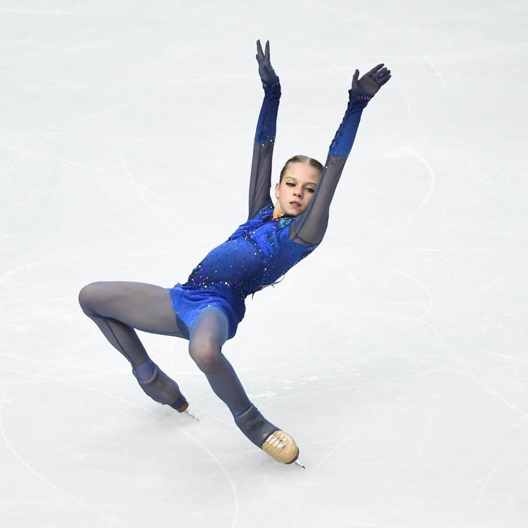 オリンピックチャンネルさんのインスタグラム写真 - (オリンピックチャンネルInstagram)「From Evgenia Medvedeva to Alysa Liu and Alexandra Trusova, it's been a busy off-season for ⛸️'s coaching carousel. ⁠⠀ ⁠⠀ Hit the link in bio to find out why.⁠⠀ ⁠⠀ @isufigureskating @mikhail_kolyada @aliona_officialnew @jmedvedevaj @alysaxliu @govincentzhou @avtrusova @bradietennell @rikaskate0721 ⁠⠀ ⁠⠀」9月24日 1時03分 - olympicchannel_x