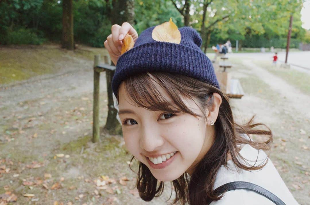 のインスタグラム：「.  今日から授業  #ニット帽 #秋コーデ #🍂 #ポートレート #ポートレートしま専科 #彼氏目線 #ファインダー越しの私の世界 #関西写真部share #京都 #photoby921 #ricohgr2」