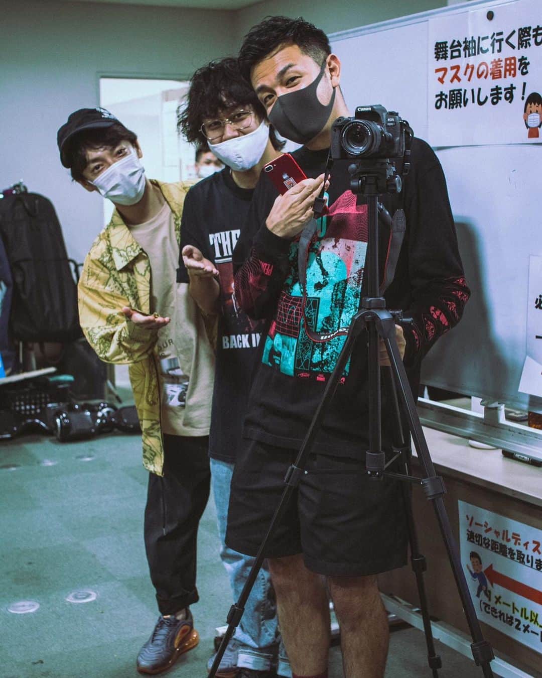 高見雄登のインスタグラム：「三脚をもらった日記念写真 photo by @rion_tadzuhara  一眼レフを買っただけですごい話しかけてきてくれる後輩、理音。 #一眼レフ」