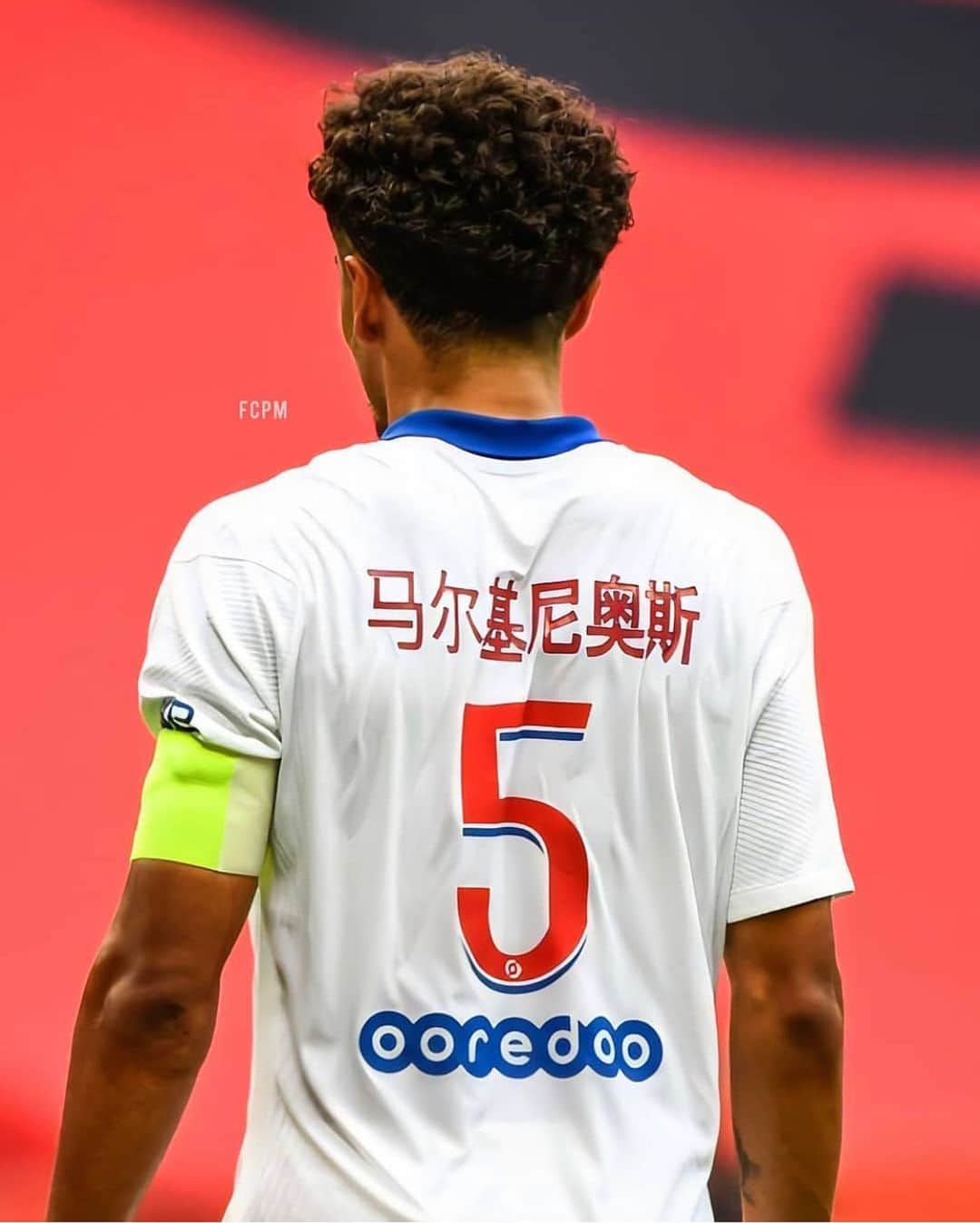マルコス・アオアス・コレアのインスタグラム：「Hello for my Chinese friends 🇨🇳👋🏽 #AllezPSG」