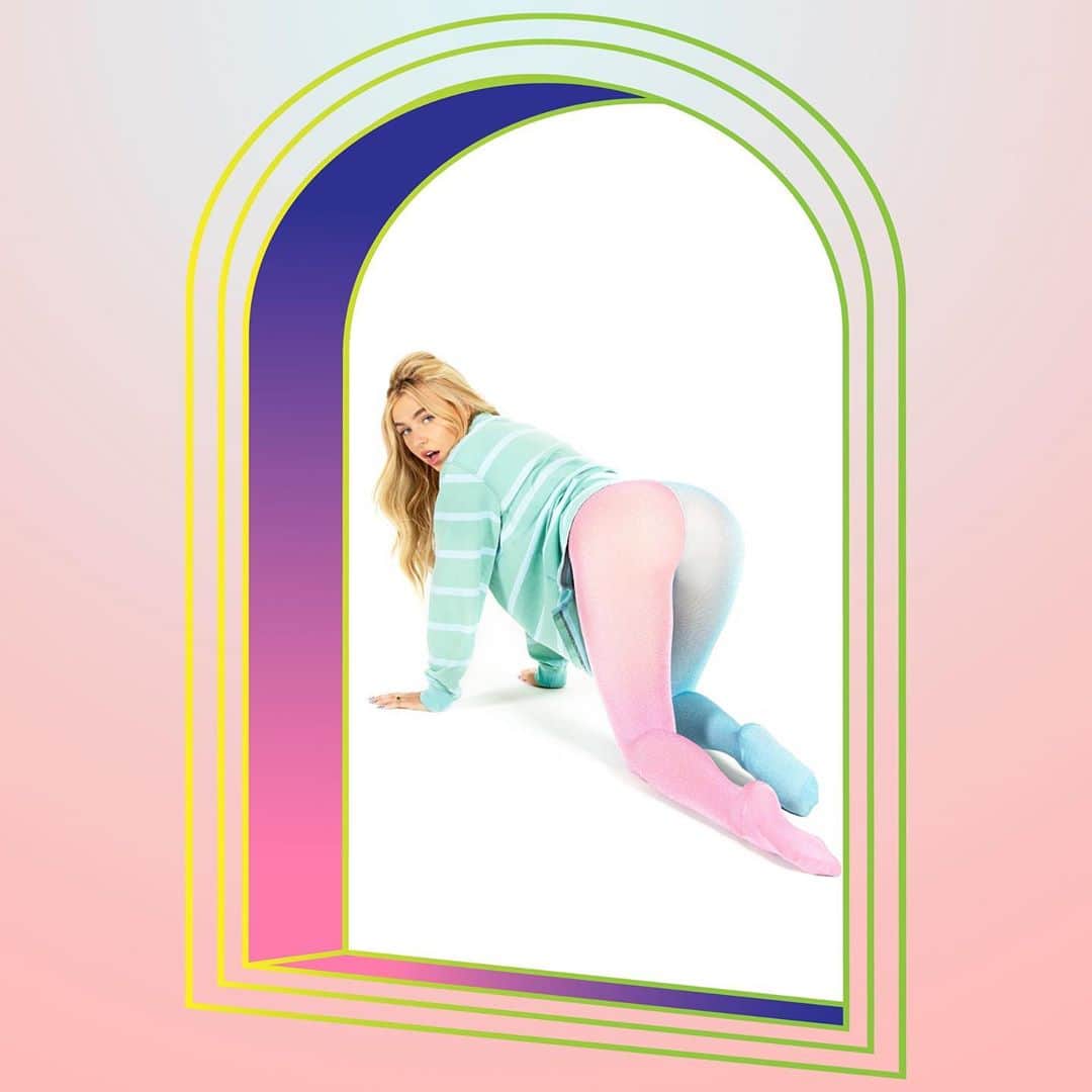 マティー・ノイズのインスタグラム：「new music around the corner 👀」