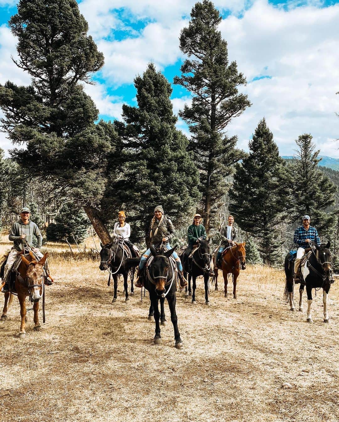 Kindly Myersのインスタグラム：「This was my favorite way to spend my birthday 🎂 on the back of a giant mule. My friends are the best! Thank y’all for coming!!」