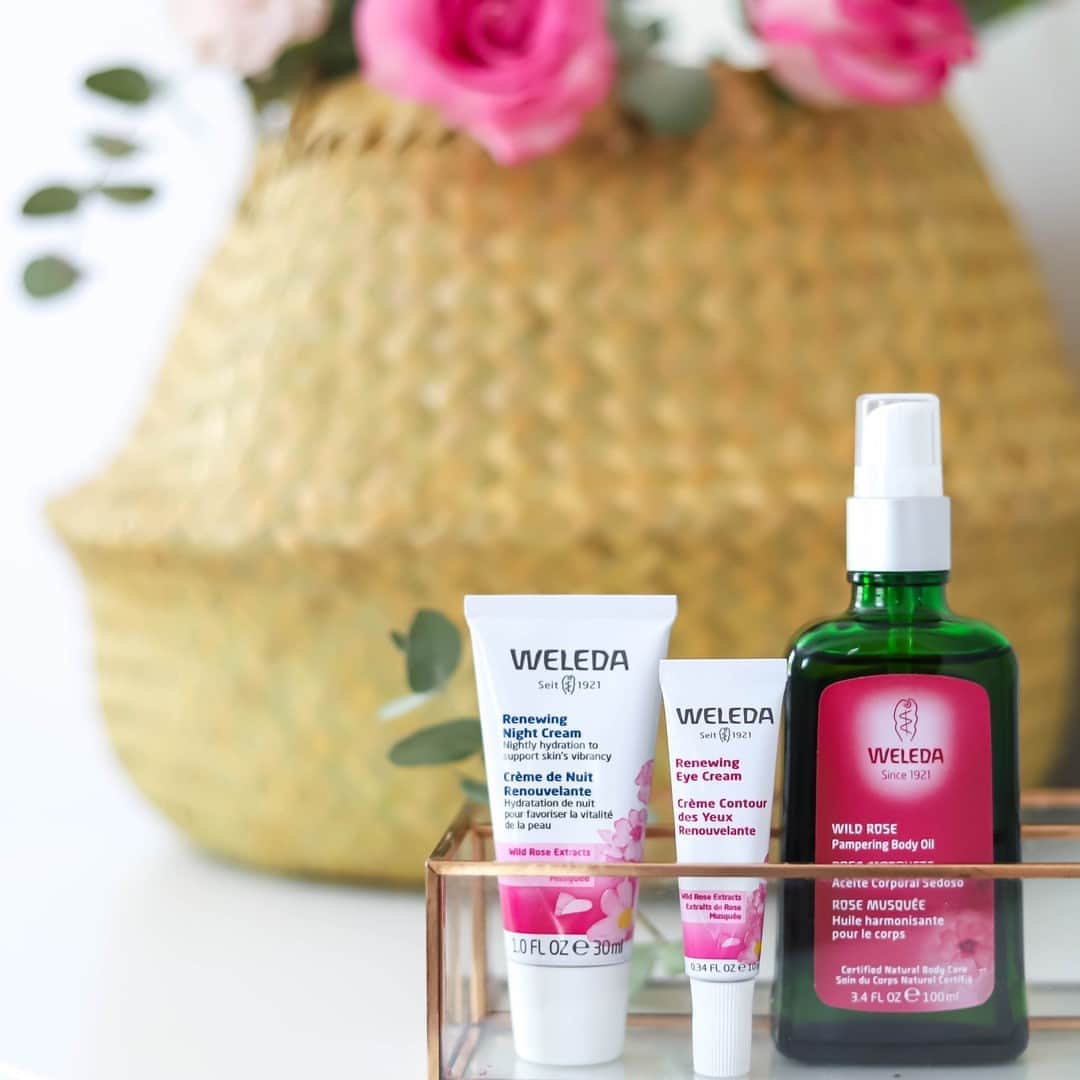 Weledaのインスタグラム：「Looking for a soothing night routine?🌸🌙 Our Renewing Night Cream, Renewing Eye Cream, and Pampering Body & Beauty oil are the perfect trio. Formulated with wild rose extracts to hydrate, nourish, and reveal petal-soft skin! #WeledaSkin」