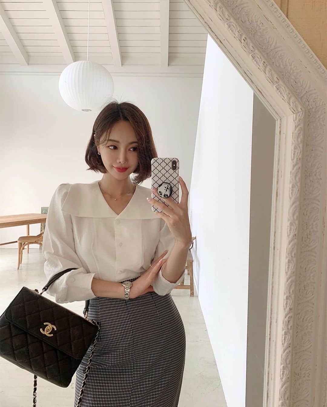 Hyemiさんのインスタグラム写真 - (HyemiInstagram)「요런집 살고싶다 ㅎㅎ 층고 높고 마당있고 관리는 힘들겠지 🤔  의류는 #메이뜰」9月24日 9時55分 - hinzajoa