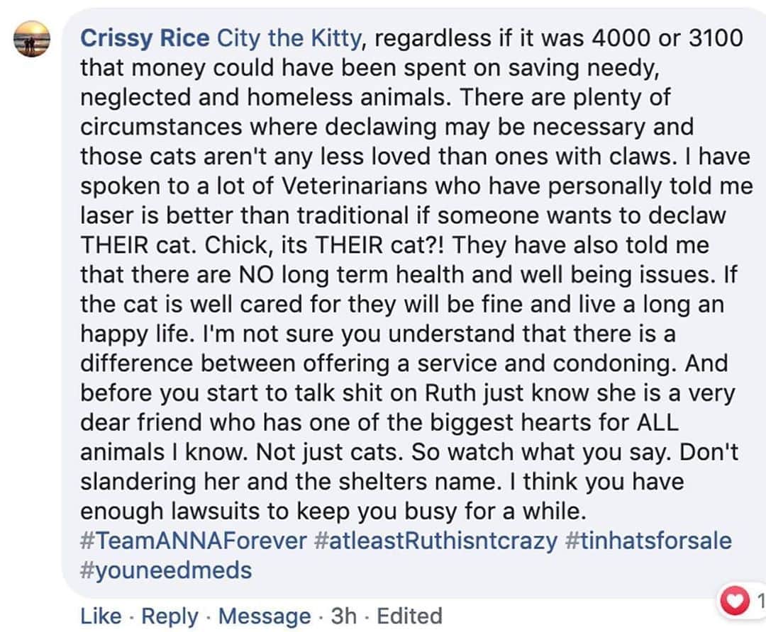 City the Kittyのインスタグラム：「In honor of this @theannashelter #TeamANNA family member who came on our FB page and attacked us on our post about our billboards in Erie, PA, please help us educate people in this area about declawing and support our work on this important cause. 🐾❤️ Her hashtags are also very rude and uncalled for. 😾😾 (Our 6 billboards cost $3100 and are up in Sept. and Oct.  Money well spent to educate the public about this cat cruelty.) 🐾🐾🐾  This person, who also does a lot of good work to help animals, was lied to by declawing vets that she trusted.  She clearly doesn't want to think for herself and do a little research to see why declawing is considered inhumane, mistreatment, mutilating, cruelty, and wrong. 🧠  🤔  There is NO excuse for willful ignorance when it comes to the welfare of innocent animals. 🐈   Look up conflict of interest if you want to know why declawing vet$ would say the cats have no problems.  They always say that because they don’t want to be implicated in destroying the lives of innocent cat$. 💵 🐾😾  Crissy is referring to Ruth Thompson, the director of the The ANNA Shelter.  Yes, Ruth does a lot of amazing work to help animals, that's not the issue.  She is also providing, condoning, and profiting from a mutilating and inhumane amputation procedure (declawing) in her WELLNESS Centers. 😾😿 The ANNA Shelter has the cheapest declaw in town and it is cruelty and torture and always harms the long term health and well-being of a cat in varying degrees. 😿😿😿😿  Fact- we have no lawsuits against us.  Fact- we always post the truth and facts.  Definition of condone- accept and allow (behavior that is considered morally wrong or offensive) to continue.  FACT- Declawing is never necessary. There are ALWAYS easy, humane alternatives.  FACT- Laser declaw is NOT safer or better.  Know the truth - http://citythekitty.org/declawing-facts-vs-myths-humane-options/ . Always take the high road, be polite, never threaten, and educate. If you see someone on our page being mean or threatening, please send us a screenshot to citythekitty@gmail.com  We cannot monitor all the comments on our pages. Thanks! #eriepa #erie #pennsylvania #catsofpennsylvania」