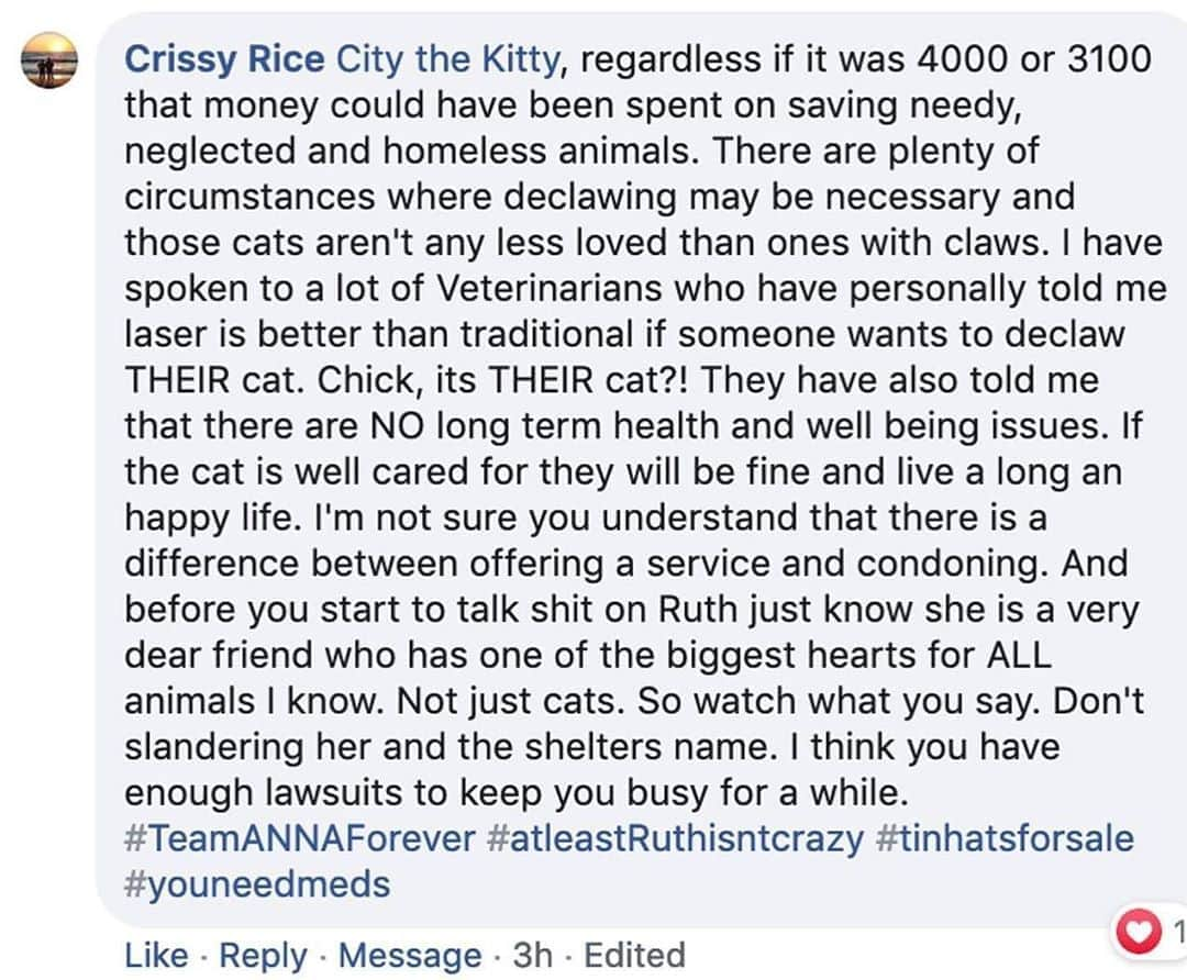 City the Kittyさんのインスタグラム写真 - (City the KittyInstagram)「In honor of this @theannashelter #TeamANNA family member who came on our FB page and attacked us on our post about our billboards in Erie, PA, please help us educate people in this area about declawing and support our work on this important cause. 🐾❤️ Her hashtags are also very rude and uncalled for. 😾😾 (Our 6 billboards cost $3100 and are up in Sept. and Oct.  Money well spent to educate the public about this cat cruelty.) 🐾🐾🐾  This person, who also does a lot of good work to help animals, was lied to by declawing vets that she trusted.  She clearly doesn't want to think for herself and do a little research to see why declawing is considered inhumane, mistreatment, mutilating, cruelty, and wrong. 🧠  🤔  There is NO excuse for willful ignorance when it comes to the welfare of innocent animals. 🐈   Look up conflict of interest if you want to know why declawing vet$ would say the cats have no problems.  They always say that because they don’t want to be implicated in destroying the lives of innocent cat$. 💵 🐾😾  Crissy is referring to Ruth Thompson, the director of the The ANNA Shelter.  Yes, Ruth does a lot of amazing work to help animals, that's not the issue.  She is also providing, condoning, and profiting from a mutilating and inhumane amputation procedure (declawing) in her WELLNESS Centers. 😾😿 The ANNA Shelter has the cheapest declaw in town and it is cruelty and torture and always harms the long term health and well-being of a cat in varying degrees. 😿😿😿😿  Fact- we have no lawsuits against us.  Fact- we always post the truth and facts.  Definition of condone- accept and allow (behavior that is considered morally wrong or offensive) to continue.  FACT- Declawing is never necessary. There are ALWAYS easy, humane alternatives.  FACT- Laser declaw is NOT safer or better.  Know the truth - http://citythekitty.org/declawing-facts-vs-myths-humane-options/ . Always take the high road, be polite, never threaten, and educate. If you see someone on our page being mean or threatening, please send us a screenshot to citythekitty@gmail.com  We cannot monitor all the comments on our pages. Thanks! #eriepa #erie #pennsylvania #catsofpennsylvania」9月24日 4時31分 - citythekitty