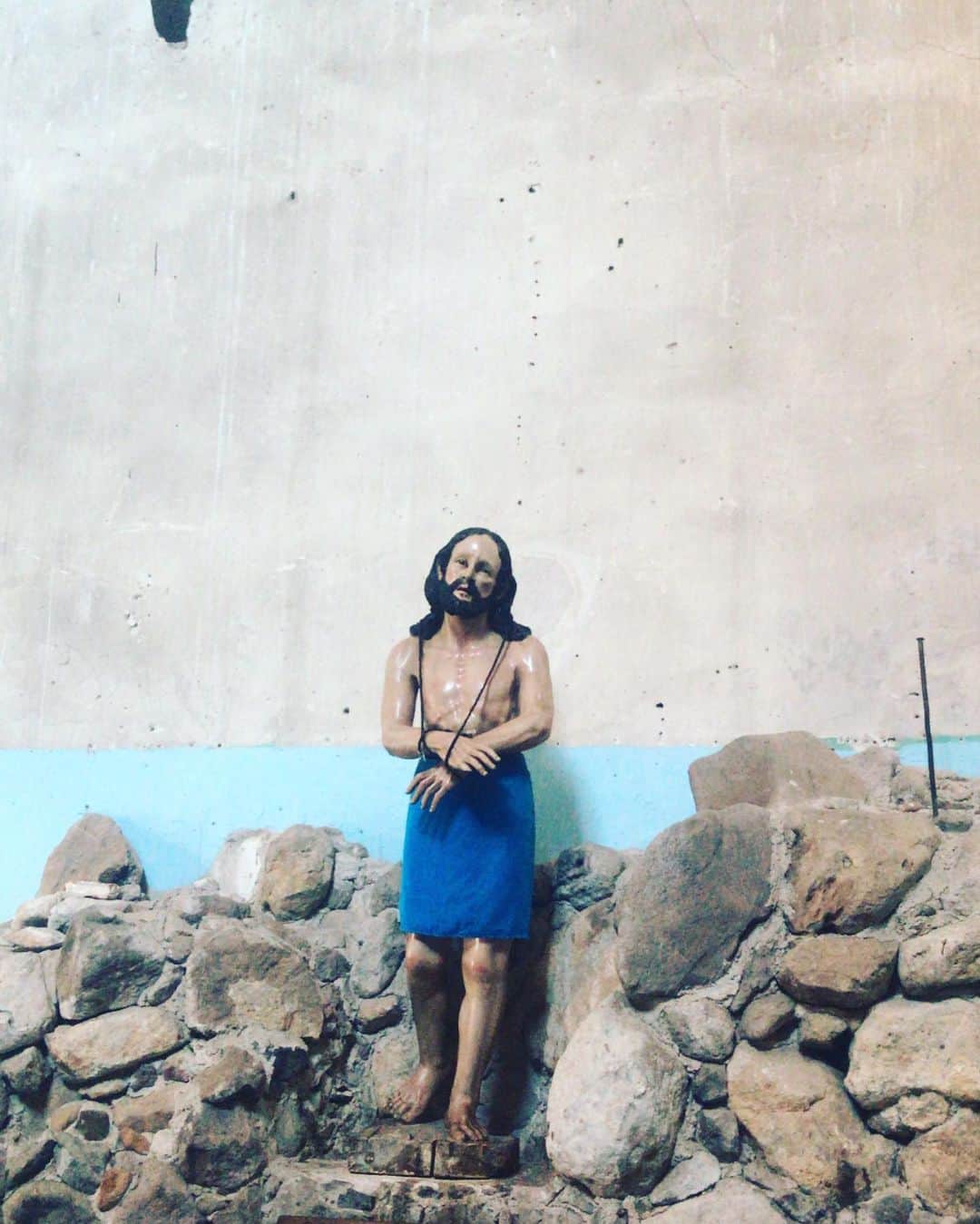 トームさんのインスタグラム写真 - (トームInstagram)「Statues, puppets, muppets and dolls from #parroquiadesanmiguelarcangel and #museolaesquinadeljuguetepopular in #SanMigueldeAllende #Guanajuato #Mexico」9月24日 4時36分 - tomenyc
