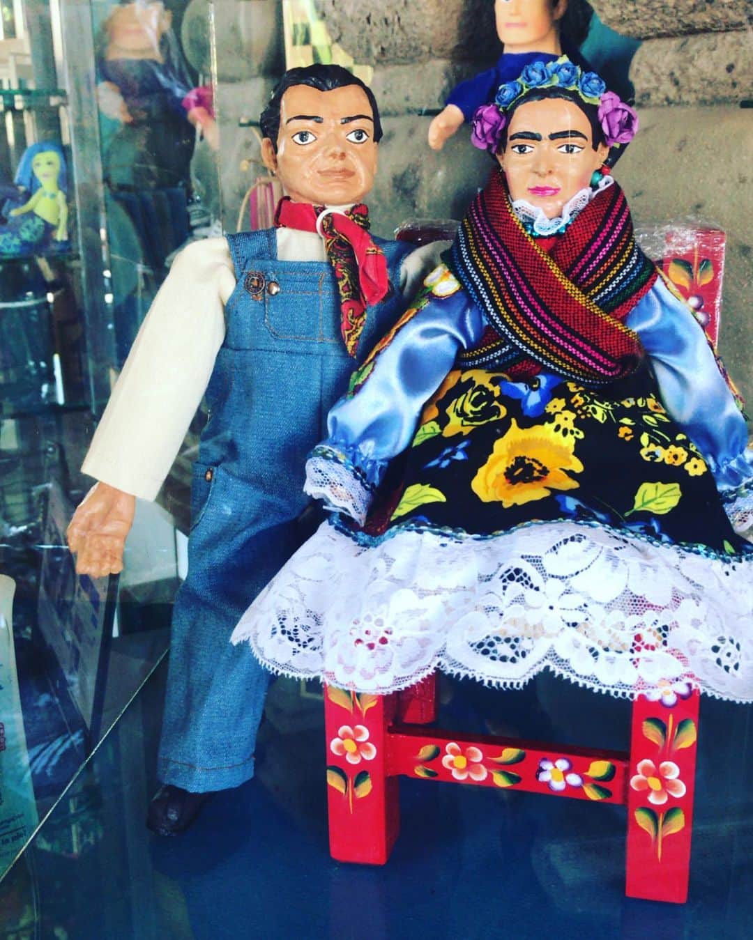 トームさんのインスタグラム写真 - (トームInstagram)「Statues, puppets, muppets and dolls from #parroquiadesanmiguelarcangel and #museolaesquinadeljuguetepopular in #SanMigueldeAllende #Guanajuato #Mexico」9月24日 4時36分 - tomenyc
