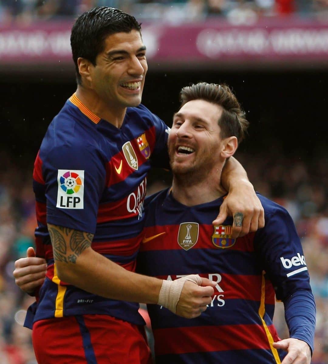 LFPさんのインスタグラム写真 - (LFPInstagram)「Friends will be friends. ❤️ • #Messi #Suarez #Friends #Barça #LaLiga #LaLigaSantander」9月24日 7時41分 - laliga