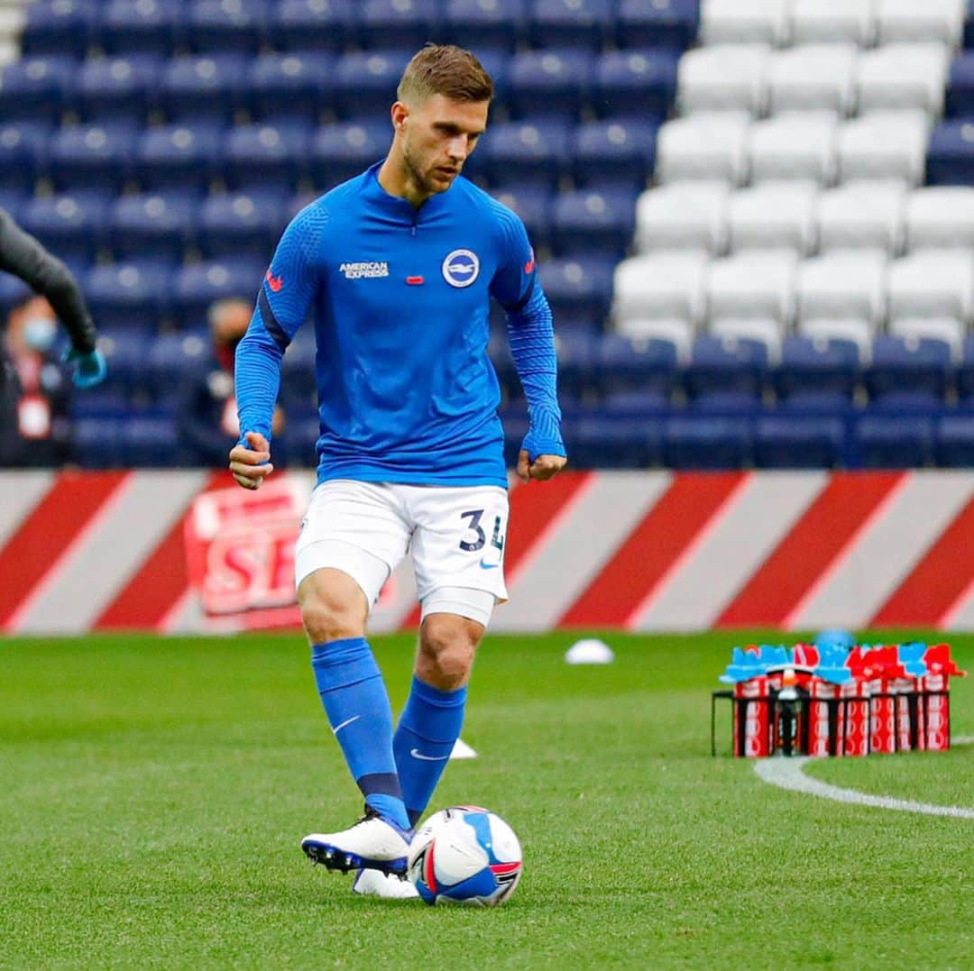 ジョエル・フェルトマンのインスタグラム：「⚽️」