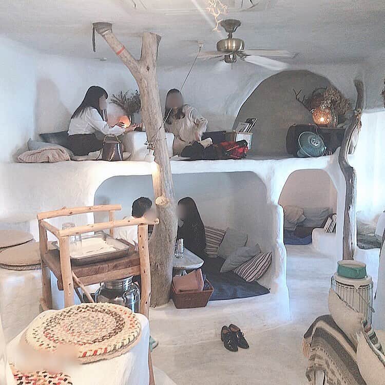 SUCLEさんのインスタグラム写真 - (SUCLEInstagram)「#洞窟カフェ   兵庫県にある穴場カフェ『ティーダカフェ』は 洞窟のような秘密基地のようなカフェです✨  料理がおいしいのはもちろん 店内もとっても可愛いです🥺♡  ぜひ参考にしてみてくださいね🕊  📍teed Cafe 兵庫県姫路市町ノ坪４４０－１  🏠 @sucle_  では紹介する写真を募集中！ タグ付けやハッシュタグをつけてくれた投稿からも ピックアップした写真をリポストしています！﻿ #sucle をつける か このアカウントをタグ付けして投稿してね📸﻿  #sucle#シュクレ#洞窟カフェ☕️ #ティーダカフェ #カフェ巡り #カフェ巡り好きな人と繋がりたい #カフェ巡り部 #兵庫グルメ #兵庫県カフェ #兵庫旅行 #兵庫観光 #兵庫ランチ #兵庫県グルメ #穴場スポット #穴場カフェ #カフェ散歩 #カフェ好き #カフェ好きと繋がりたい #カフェスタグラム #カフェ飯 #姫路カフェ #姫路ランチ #姫路グルメ」9月24日 19時00分 - sucle_