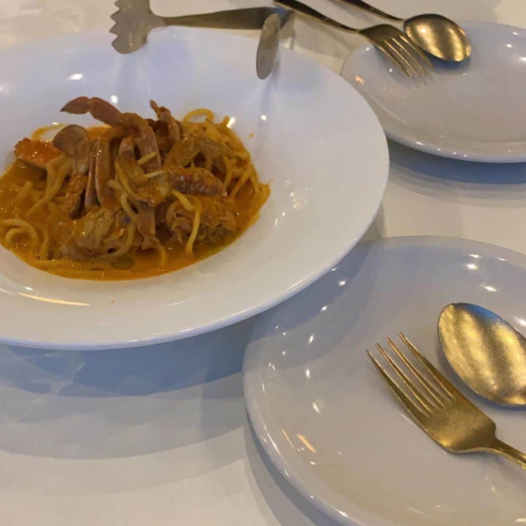 野島樺乃のインスタグラム：「夢に出てきそうなくらい美味しかった！ . . #EDW #パスタ #ピザ #pasta #pizza #栄カフェ #名古屋グルメ」