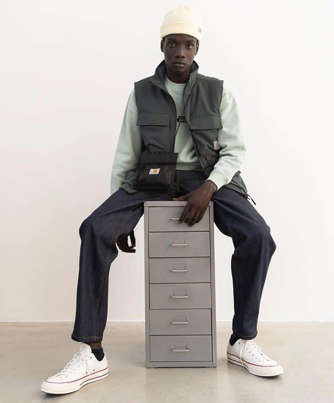 カーハートのインスタグラム：「Fall / Winter 2020.  📸 @slamjam & @carharttwip_it #CarharttWIP」