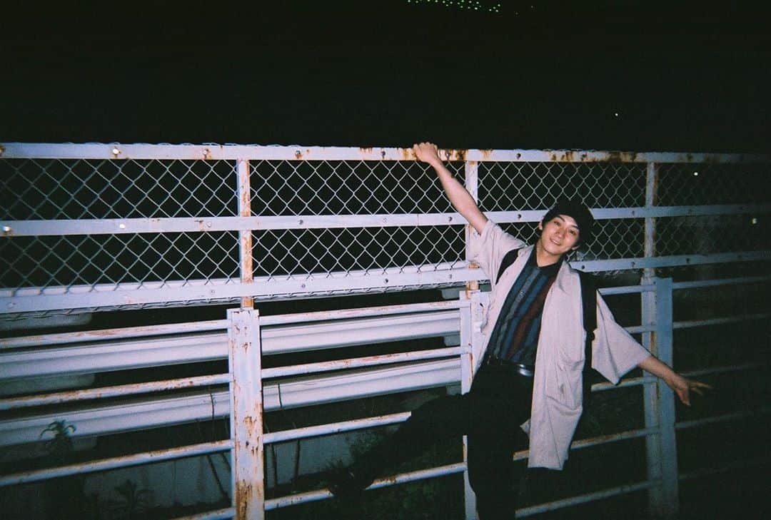 竹原聖一郎のインスタグラム：「filmもちょいちょい載してこうと👽  film #filmcamera #フィルム #フィルム写真 #photography #写真好き #田舎 #fashion #likeforlikes」