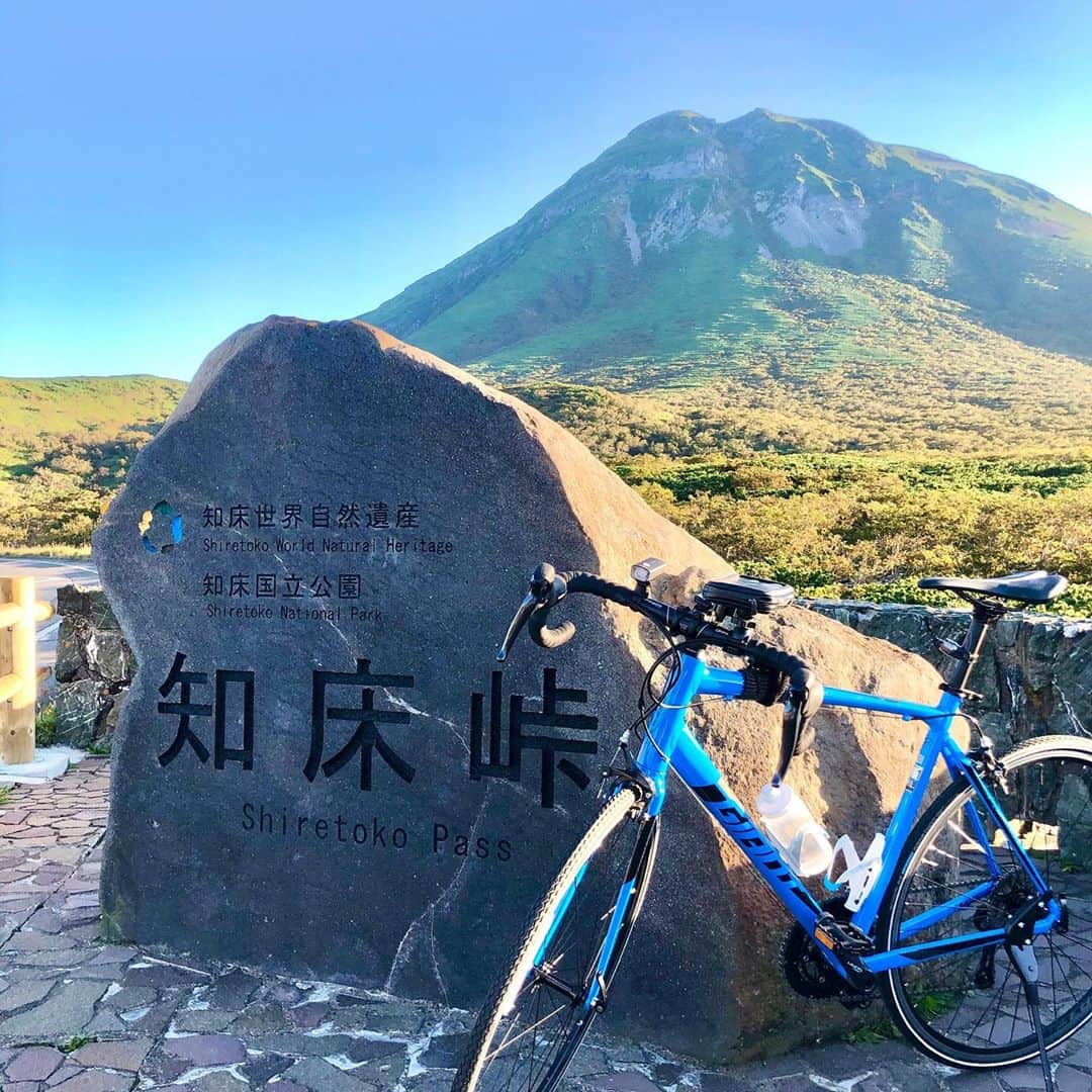 福本義久のインスタグラム：「【道の駅完全制覇プロジェクト】﻿ ﻿ 始まっています🚴‍♂️🚴‍♂️  #道の駅 #完全制覇 #プロジェクト #シーズン2 #道東 #オホーツク #江上太悟郎 #アナウンサー #福本義久 #UHB #みんテレ #いっとこ」