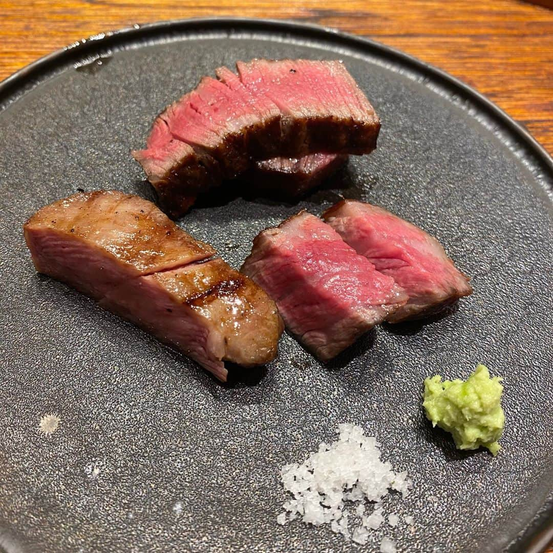 紗蘭さんのインスタグラム写真 - (紗蘭Instagram)「昨日はるなと『肉割烹 上』でご飯食べたよ〜♥️♥️♥️ 全部美味しすぎたからあっとゆーまにペロリ🐷 美味しいご飯幸せ🐷💕w photo by Runa📸 #肉割烹上 #肉割烹」9月24日 18時59分 - saracchidayo