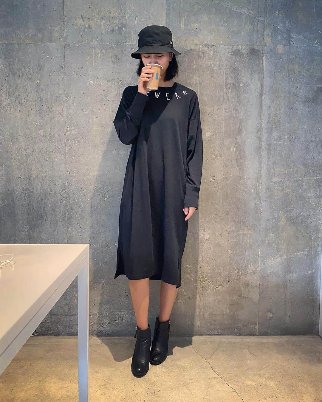 高橋ユウさんのインスタグラム写真 高橋ユウinstagram 撮影前 今日の私服は Newera 祭り New Eraと高橋愛さんコラボのワンピ とハット Blackcode 台風心配です 皆さまお気をつけください ブーツの季節 今日身長185くらい 9月24日 10時43分