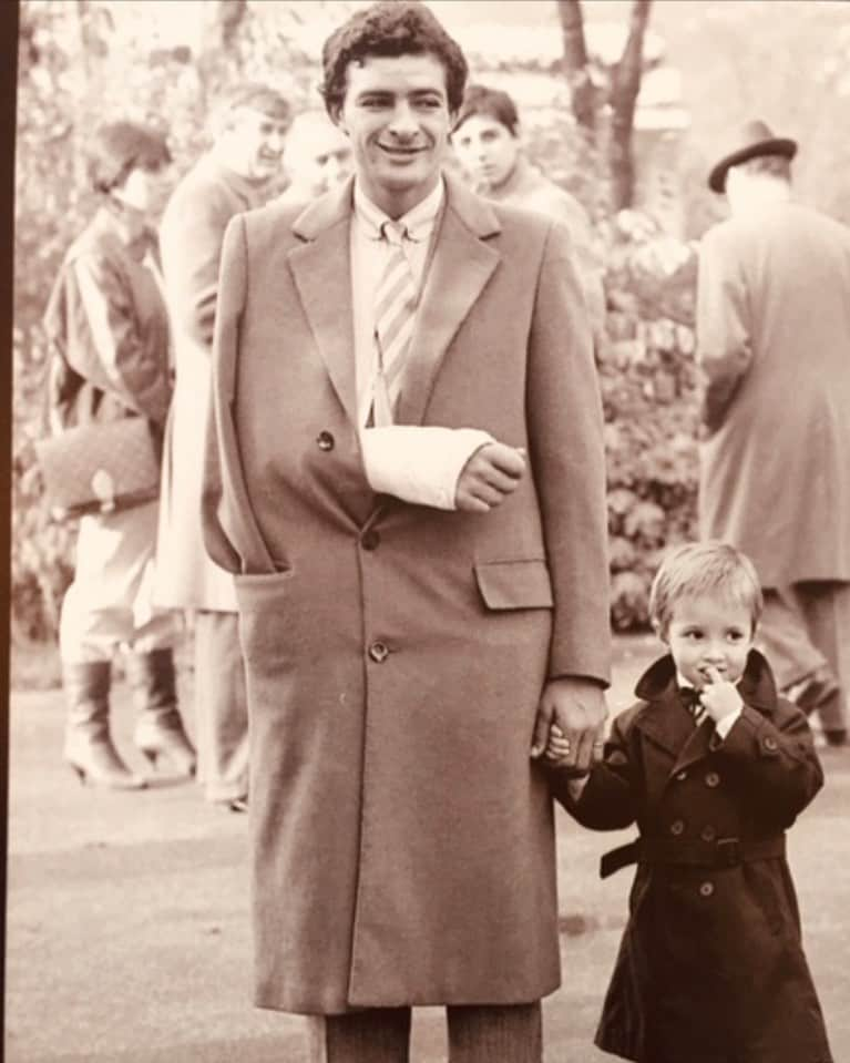 クリストフ・ルメールさんのインスタグラム写真 - (クリストフ・ルメールInstagram)「Keep smiling even in tough times . Patrice Lemaire and Son at Auteuil in 1983 #lesriquesdumetier#fatherandson#passion#horseracing#ルメール #jockeyd’obstacle#chute#jumpjockey」9月24日 10時47分 - christophelemaire_officiel