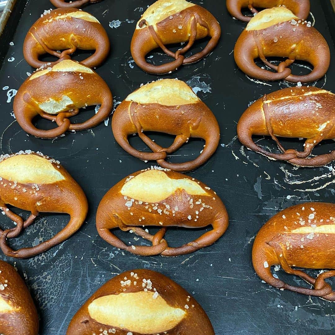 魔女菅原のグルメインスタ