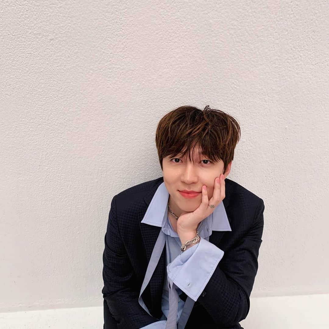 U-KISS（ユーキス）のインスタグラム：「[#수현] 키스미 오늘도 화이팅입니다💙  #유키스 #UKISS #SOOHYUN」