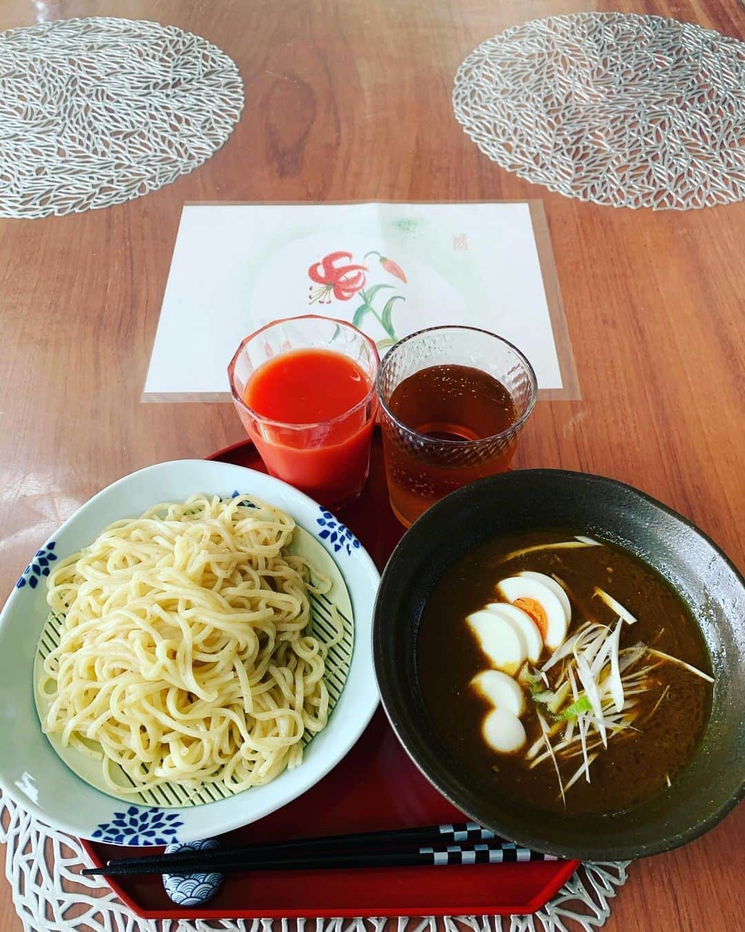 のインスタグラム：「#ZEITAG 鶴麺牛すじ芳醇カレーつけそば 超超超超超劇劇劇劇劇うままままままし」