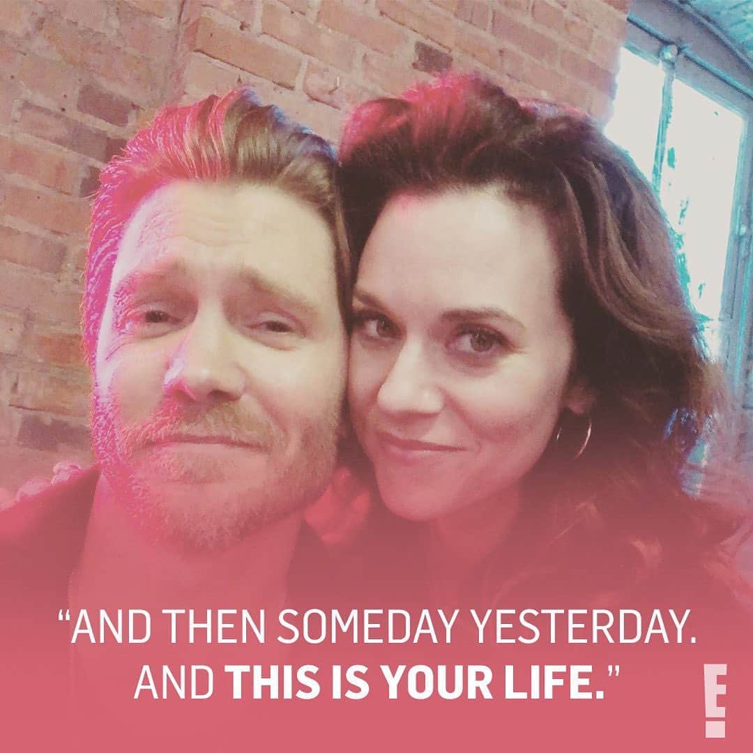 E! Onlineさんのインスタグラム写真 - (E! OnlineInstagram)「Someday, today, it's been 𝟏𝟕 𝐲𝐞𝐚𝐫𝐬 since #OneTreeHill aired. ❤️(📷:Youtube/Instagram)」9月24日 12時45分 - enews