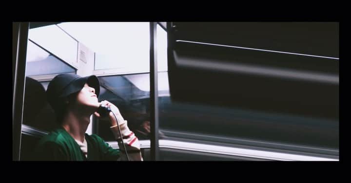 ZELO のインスタグラム：「ZELO (젤로) - 티 내줘 (Fault) MV OUT NOW🤪😈💜💜   Check it out on the ‘byzelo’ channel, too 👀✨✨✨」