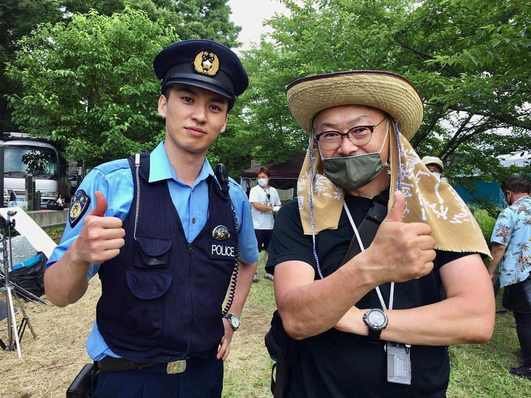 荒井敦史のインスタグラム：「監督と！ #ラブパト #ラブパトリーナ」