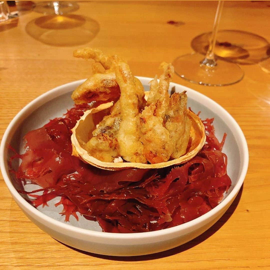 橘司さんのインスタグラム写真 - (橘司Instagram)「トリュフたまご～👯‍♀️💕 をほうばってます4枚目(笑) 美味しいの食べる度に 生きてる楽しさを実感出来ます💖そしてそんな素敵な皿を大好きな人達と食べる。なんて贅沢なのー🥺💕🌹✨ #ミシュラン #エネコトーキョー #西麻布グルメ #港区グルメ #美食家」9月24日 16時13分 - tachibana_tsukasa820