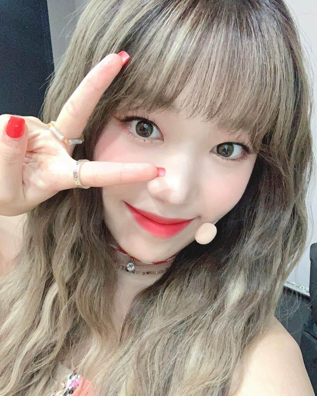 Aprilさんのインスタグラム写真 - (AprilInstagram)「‪[#APRIL]‬ ‪Now or Never 프로젝트 성공시킨 성이사님 아이돌 시절💛‬ ‪에이프릴의 아이돌 워크숍 지금 바로 아이돌Live에서 만나요❣️‬  ‪#에이프릴 #윤채경 #김채원 #이나은 #양예나 #레이첼 #이진솔 ‬ ‪#아이돌Live #아이돌워크숍‬」9月24日 16時09分 - official.april