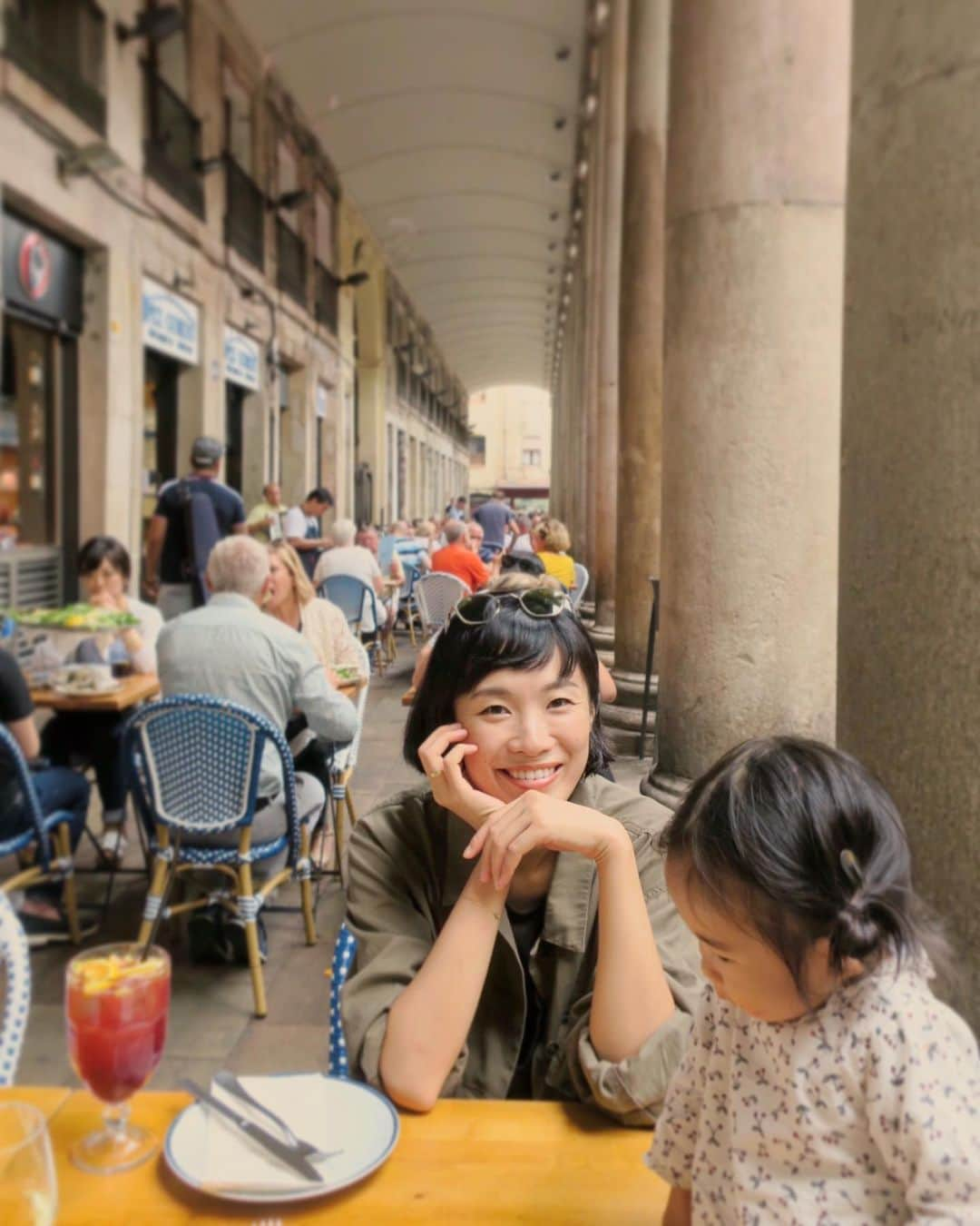 板井麻衣子さんのインスタグラム写真 - (板井麻衣子Instagram)「. 旅が、恋しいなぁ。 . #throwback#barcelona#2018」9月24日 16時50分 - maikorophone