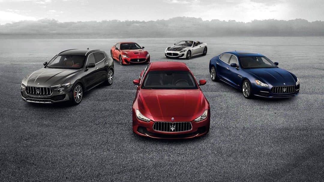 Maserati Japan | マセラティ ジャパンのインスタグラム：「MASERATI APPROVED Open Door Weekend  2020.10.3 (SAT) – 4 (SUN)   10月3日(土)・4日(日)の2日間にわたり、“MASERATI APPROVED Open Door Weekend”を開催する運びとなりました。  マセラティの妥協なき品質と保証は、新車でも認定中古車でも変わりません。Maserati Approved（ マセラティ認定中古車）プログラムによる121項目にもおよぶ、非常に厳しい基準に合格したエリートカーだけを、新たなオーナーの元にお届けいたします。  この機会に、珠玉の輝きを放つマセラティ認定中古車に、見て触れて、マセラティの魅力をご体感ください。  イタリアン ラグジュアリーの結晶、マセラティは、日本でさらに極まります。  皆様のご来場を心よりお待ち申し上げます。  詳細はこちら。 https://www.maserati.com/jp/ja/shopping-tools/Maserati-Approved-october-OpenDoorWeekend-campaign-web-to-lead  #Maserati #マセラティ #MaseratiJapan #マセラティジャパン」