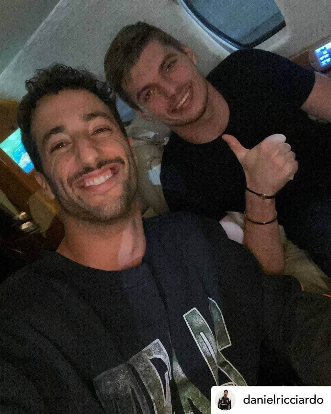 F1さんのインスタグラム写真 - (F1Instagram)「T̶e̶a̶m̶ mates 🤗⁣ ⁣ @danielricciardo and @maxverstappen1 shared their trip to Sochi together 🙌⁣ ⁣ 📸 @DanielRicciardo ⁣ ⁣ #F1 #Formula1 #RussianGP #Motorsport #Verstappen #Ricciardo」9月25日 3時02分 - f1