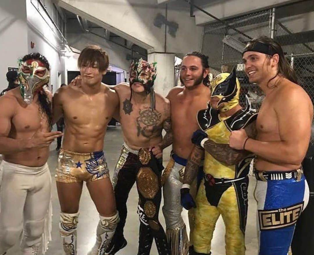 ニック・ジャクソンのインスタグラム：「Not many matches that will 100% never happen again but this is one of them. That night was very special and it makes me miss having full arenas with fans greatly! Hopefully things get back to normal soon. We miss our fans greatly!!」