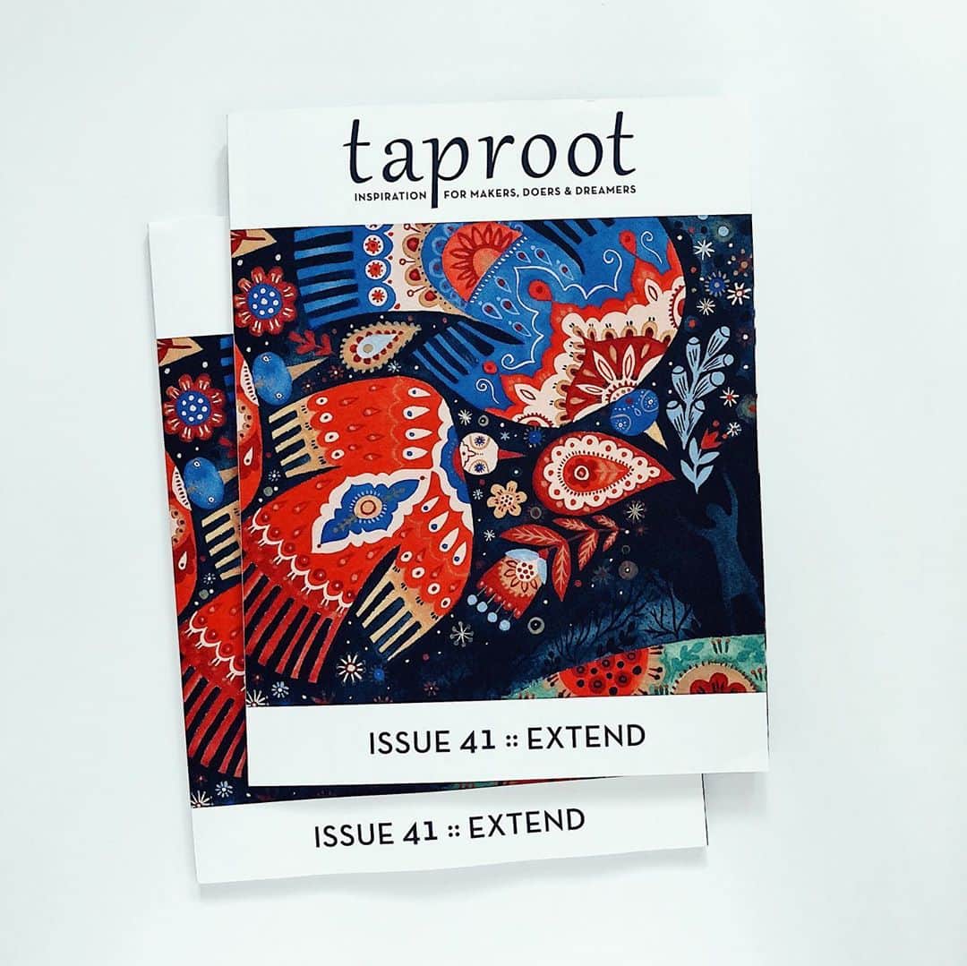 Dinara Mirtalipovaのインスタグラム：「The new issue of @taprootmag  landed in my mail box and it’s full of inspiring stories, food recipes and craft projects. Especially, I loved reading the story about a Zapotec weaver and natural dyer Porfirio Gutierrez @porfirio_gutierrez_studio who reconnected with his ancient culture.  💙  #taprootmag #taprootmagazine  #mirdinaraxtaprootmag  #mirdinara」
