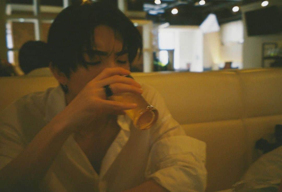 のインスタグラム：「『 fan-ily 』 毎日更新スケジュール予定  【月】GMR Q&A  ( [ Gouki Maeda +  Good Morning🌄 Radio📻)  【火】 ㊙︎動画配信  【水】 GMR 🌄 📻  【木】㊙︎動画配信  【金】 GMR 🌄 📻  【土】fan-ily限定Private写真＋呟き 【日】fan-ily限定Private写真＋呟き  〈その他〉 ☀︎最新情報  ☀︎最速優先チケット販売 ☀︎特典付き商品・限定商品 ☀︎ オンライン企画会議 ( fan-ilyと僕とで、このサロンをどう盛り上げていくかの話し合い)  ☀︎2020年11月までの オープニングメンバー限定コンテンツ ☀︎fan-ily ライブ ☀︎ここだけの秘密 ... etc をイレギュラーで更新させて頂きます。  少しでもご興味をお持ちいただけましたら プロフィールのURLをクリックしてみてくださいませ。お待ちしております。  『 #fanily ⇦Twitterハッシュタグ  #gmfanily ⇦Instagramハッシュタグ  こういうのも作ってみようかな。』」