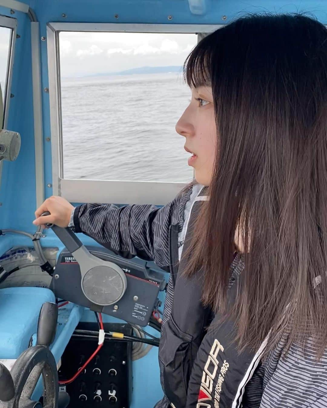 柿原桃里さんのインスタグラム写真 - (柿原桃里Instagram)「結構前だけど釣りに行きました🐟🐟 わたし真剣に運転してるみたいですね😊 自分の運転自分でも怖い笑笑」9月24日 20時10分 - toori_moo_