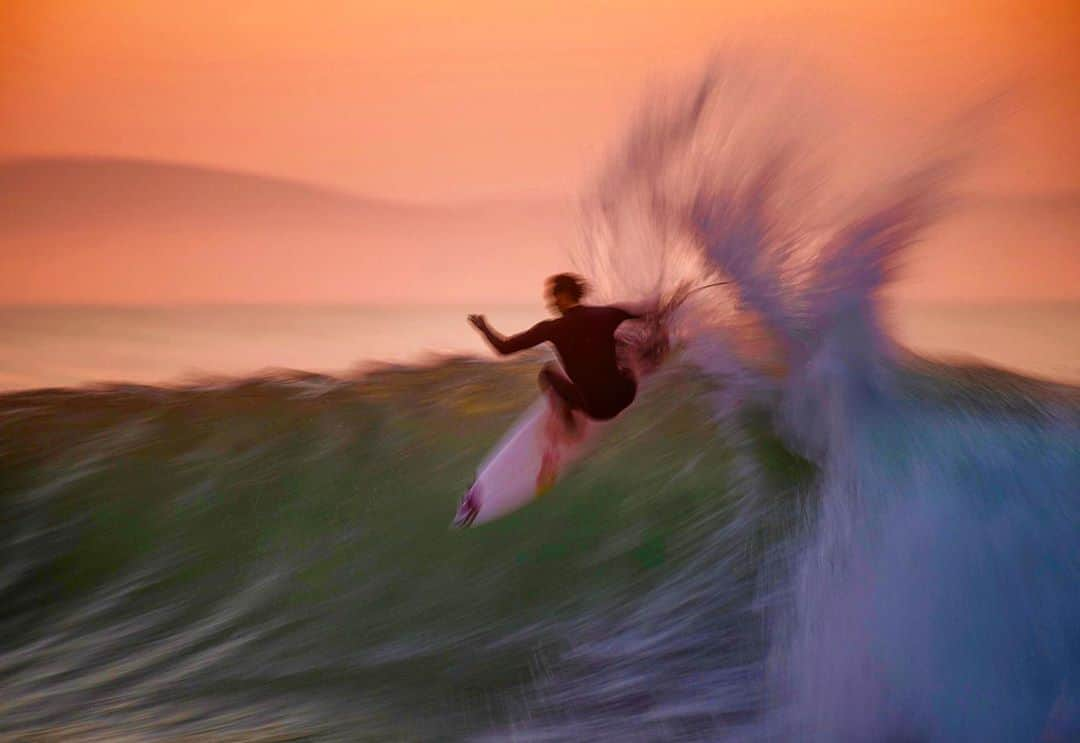 ジョーディ・スミスさんのインスタグラム写真 - (ジョーディ・スミスInstagram)「Speed blur at #jbay 🌅 @oneillusa」9月24日 20時12分 - jordysmith88