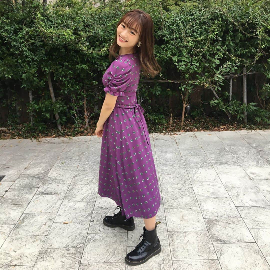 大石乃愛さんのインスタグラム写真 - (大石乃愛Instagram)「撮影してもらった時のオフショットです(^ ^)  マーチンはどの服にも合うからいつも履いてしまいます🙈  #ミスキャンパス関西学院  #ふんわりのあスマイル  #ootd  #snidel  #スナイデル  #ファッション  #パフスリーブ  #fashion  #マーチン  #ドクターマーチン  #秋服  #ミスコン  #ワンピース  #follow #娘役ファッション」9月24日 20時27分 - noa__nikoniko