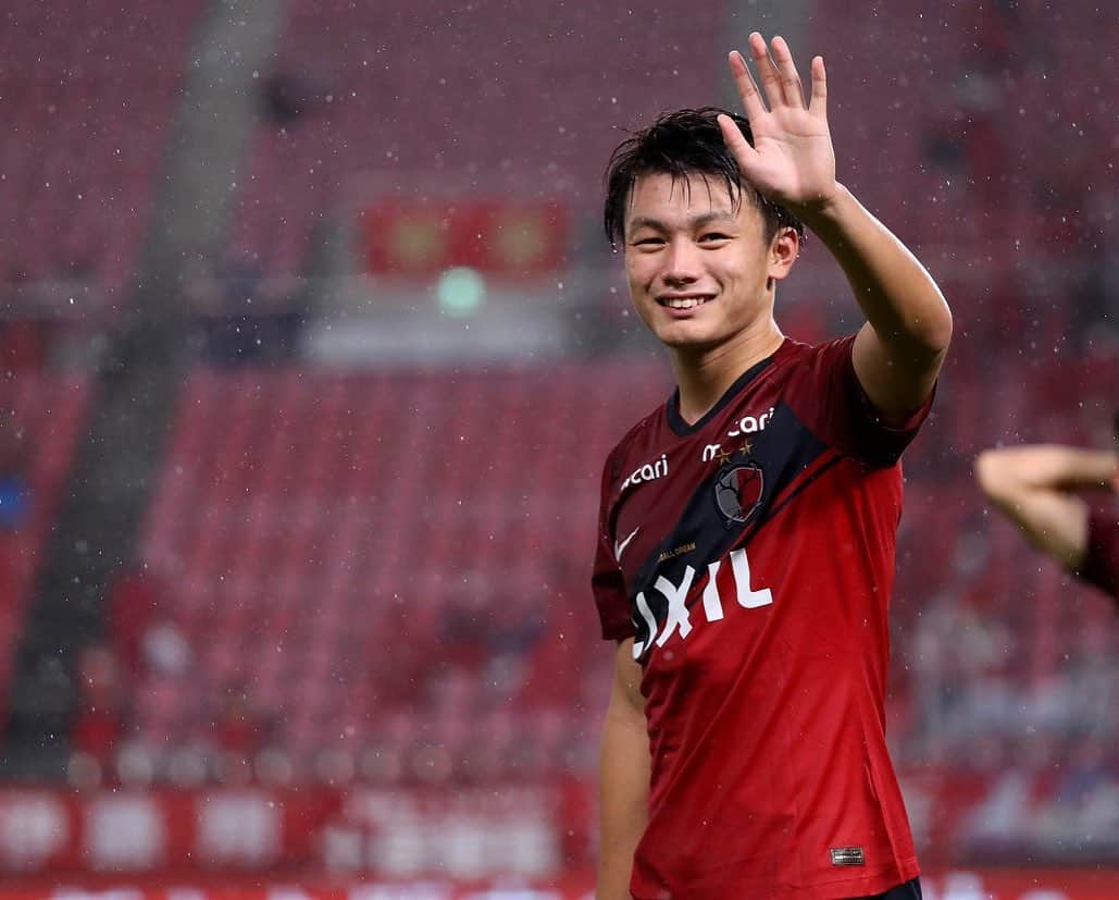 上田綺世のインスタグラム：「. 7連勝！！  #antlers #jleague  #上田綺世」
