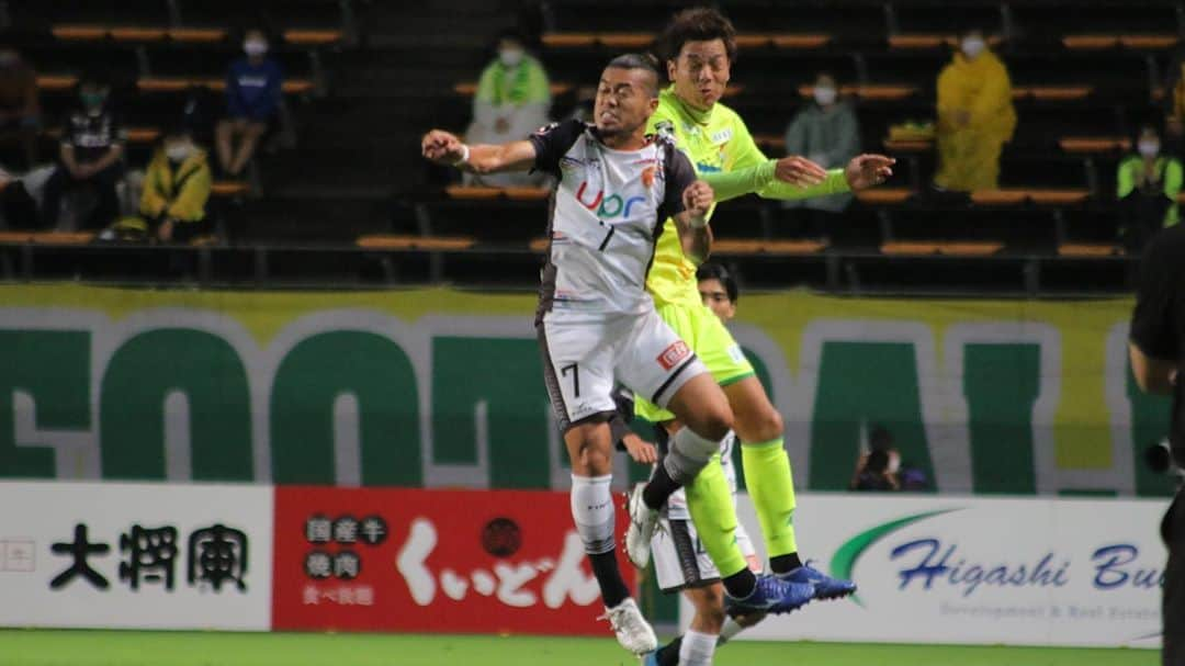 高井和馬さんのインスタグラム写真 - (高井和馬Instagram)「ジェフ戦⚽️ 1ゴール1アシスト 連勝！ 今季アウェイ初勝利！  @tanakapaulojunichi  ナイスふんわりボール @r_koma9  またまたナイスゴール  #レノファ山口 #レノファ #renofa #ジェフユナイテッド市原千葉  #ジェフユナイテッド千葉  #ジェフ千葉  #jef #jefunited  #田中パウロ淳一 #小松蓮 #山下敬大 #連勝」9月24日 20時38分 - kazuma_takai