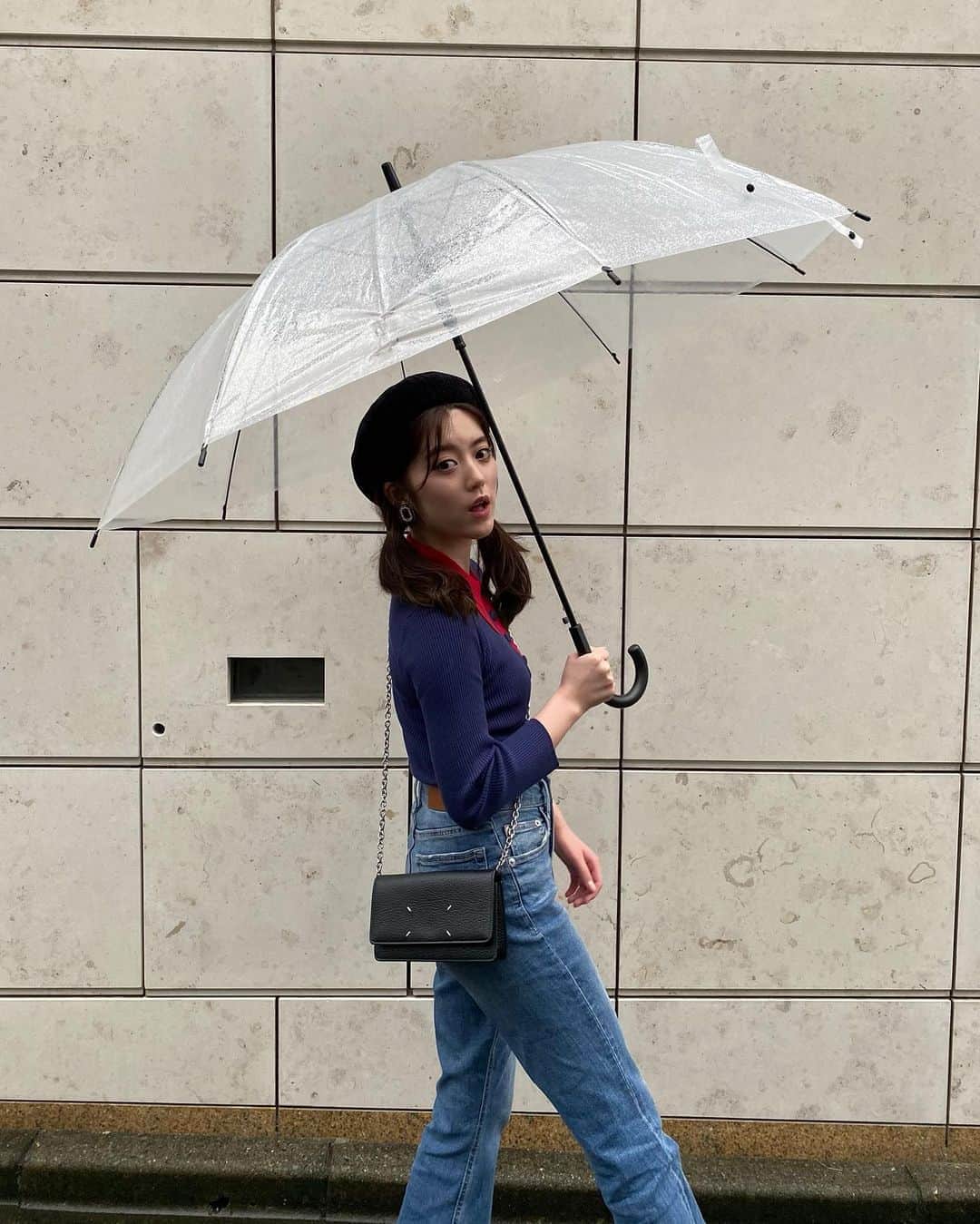 中野恵那さんのインスタグラム写真 - (中野恵那Instagram)「雨が続いてますね、☔︎ みなさんはどうお過ごしですか？  こちらは本日の私服です。 マネージャーさんに 撮ってもらいました☺︎ 珍しくツインテールにベレー帽なんか被っちゃって🙂✌︎」9月24日 20時45分 - nakano.ena