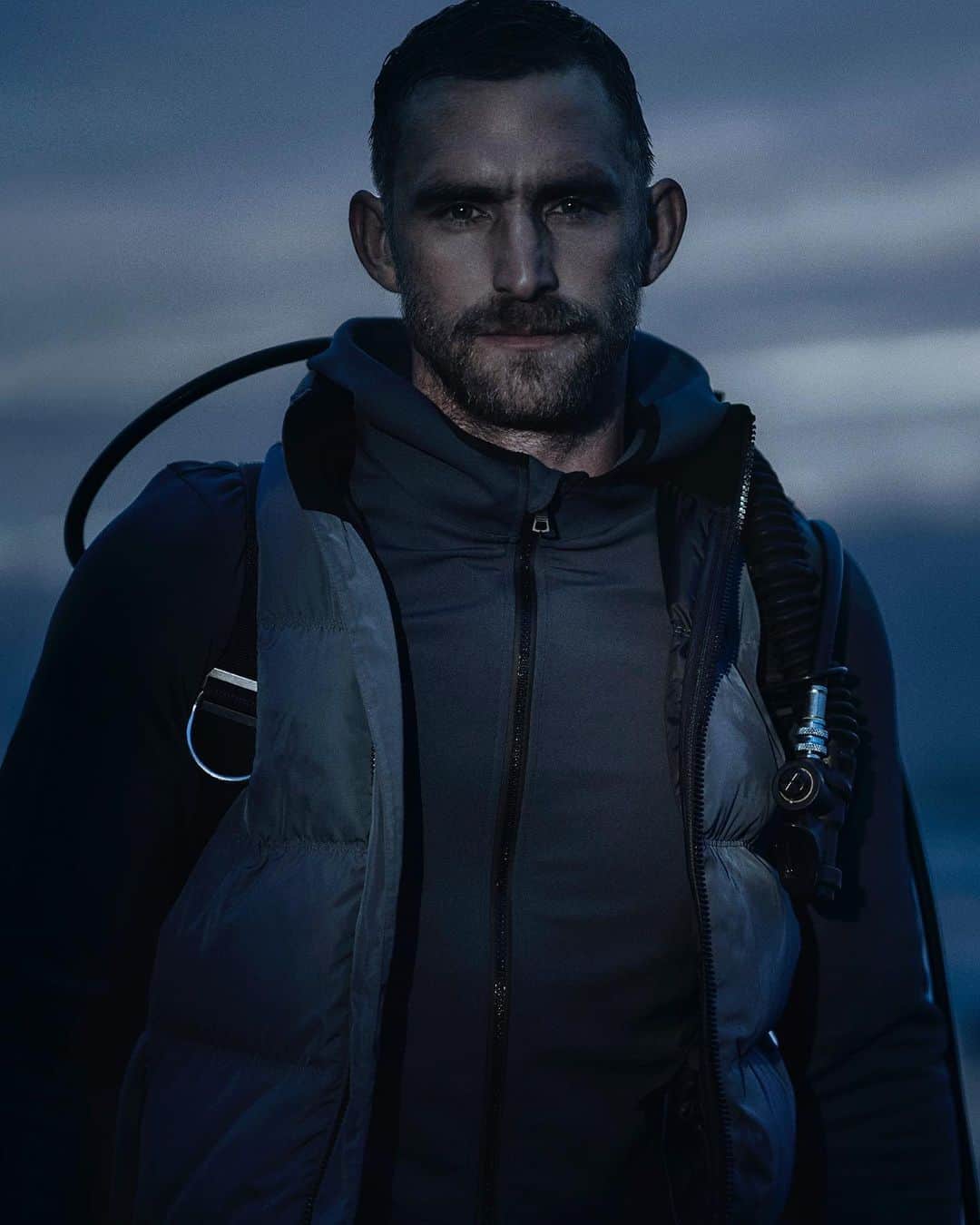 オールバーブラウンのインスタグラム：「Give your wardrobe back its bite with Shark, our most advanced capsule yet. Discover streamlined swimwear, outerwear & technical layers made with the strength & resilience of a #shark.  Shop via the link in bio. 🦈 #DoseOfSun #OrlebarBrown #OBsAroundTheWorld」