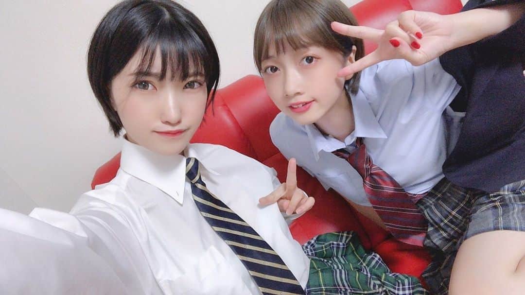東条蒼のインスタグラム：「＊ ・ ・ ・ おつるちゃんとJKになりました✨きゃぴきゃぴ ・ ・ ・ たのしい1日でした。 ・ ・ キャスティングしてくださってありがとうございます😂 ・ ・ ・  #東条蒼 #クルーズグループ #セクシー女優 #av女優 #メガネ女子 #黒髪 #ショートヘア #あおたん　#teamメレンゲ #followｍe #following #japan #girl #photooftheday #tagsforlikes #instalike  #台湾 #香港 #粉我 #拍照 #照片 #人像攝影」