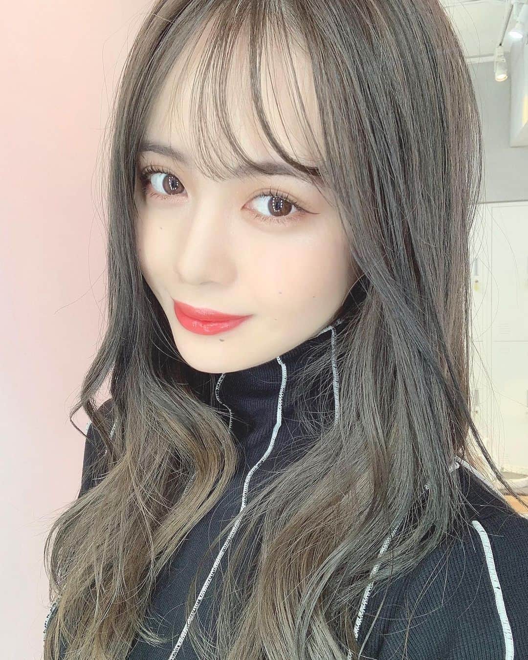 Nanaseのインスタグラム：「髪の毛も秋っぽくなりました」