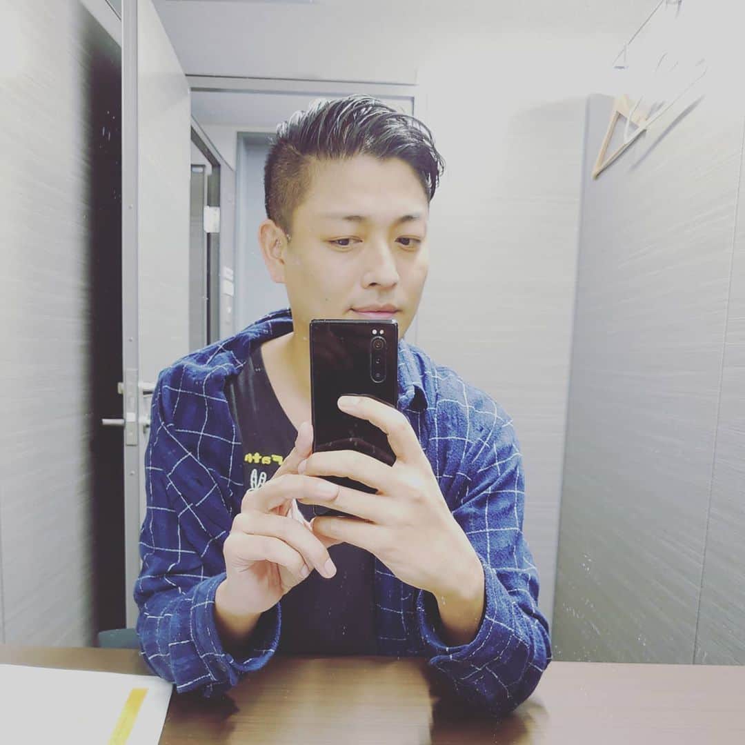 中村昌也のインスタグラム：「髪型を変えました！  詳しくわデイリー9観て下さい！  #NBA #NBARakuten #RakutenTV #DAILY9 #髪型 #ツーブロック」