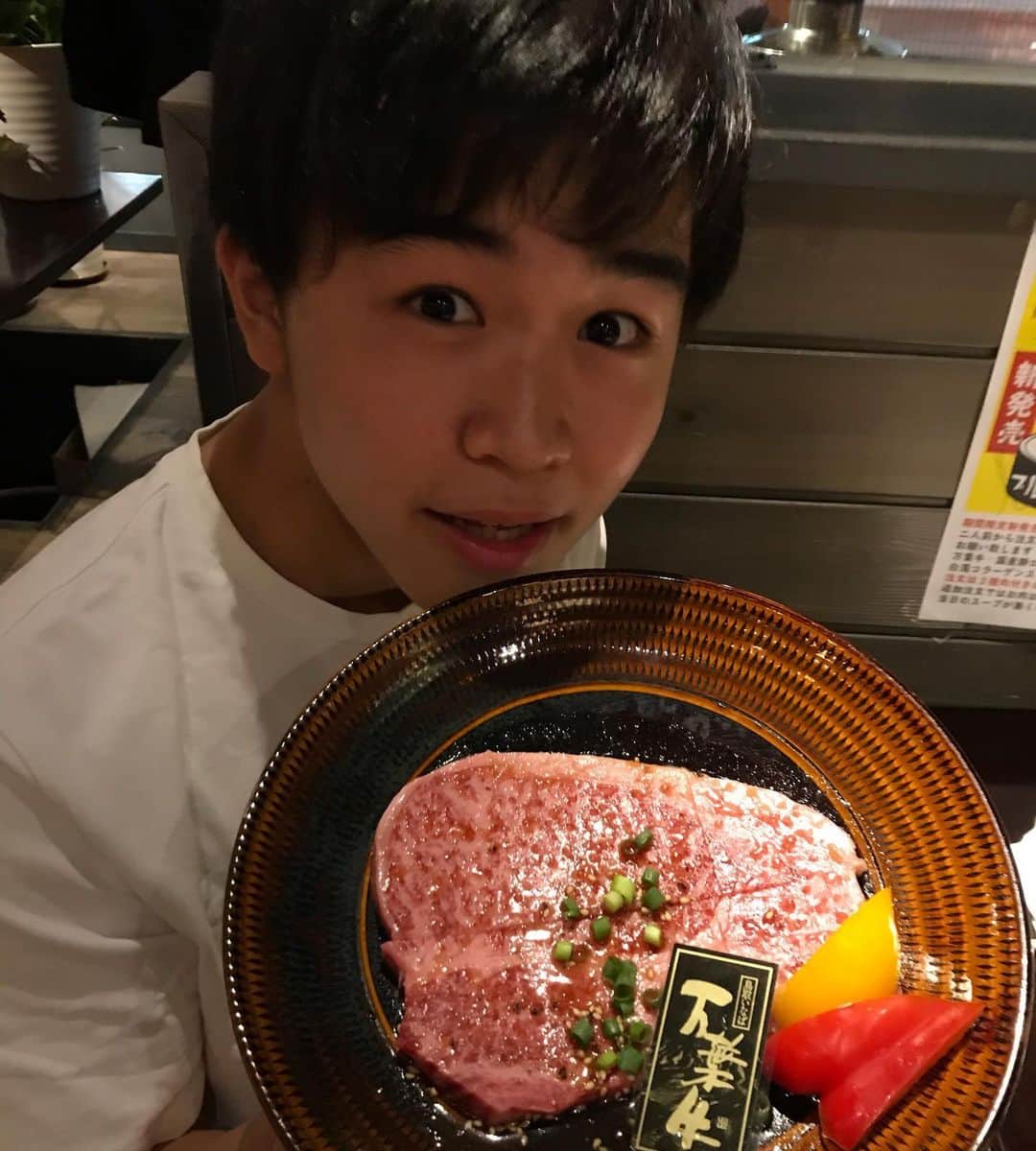 鈴木福さんのインスタグラム写真 - (鈴木福Instagram)「この間、超久しぶりに近くの焼肉屋さんに行きました！ めちゃくちゃ美味しかった～  お肉は食べると元気が出る！！  #お肉#焼肉#美味しかった」9月24日 22時24分 - s_fuku_te