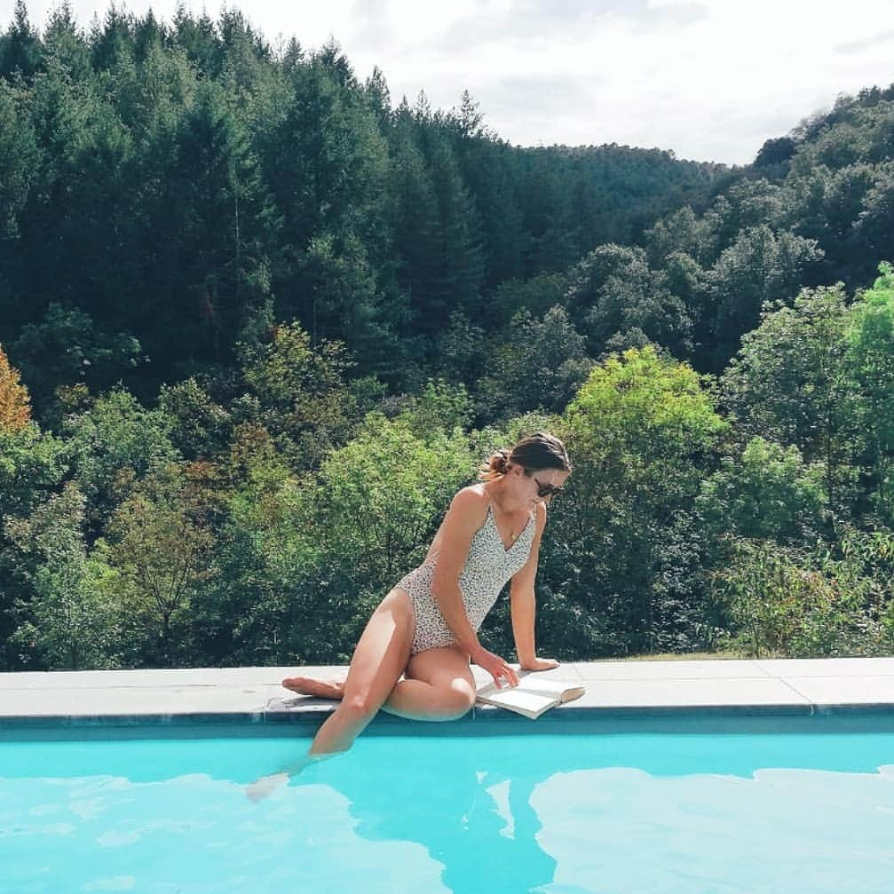 Paulien COUCKUYTさんのインスタグラム写真 - (Paulien COUCKUYTInstagram)「Enjoying my time off ☀️ . . . #vacation #france #sitdown #relax #enjoylife」9月24日 22時58分 - pauliencouckuyt