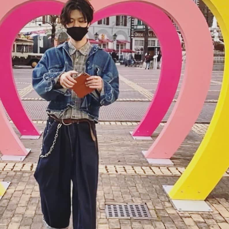 龙のインスタグラム：「ゴートゥーしといた。  #goto  #fashion #coodinate #outfit #style #wear  #instaphoto #instagood #instafashion #mensfashion #menstyle #follow #me #vintage #时尚 #패션 #ファッション #コーデ #メンズウェア #メンズファション#ハウステンボス」